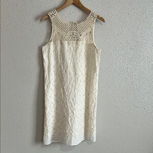 Chelsea & Violet Elegant Cream Lace Dress Size Medium